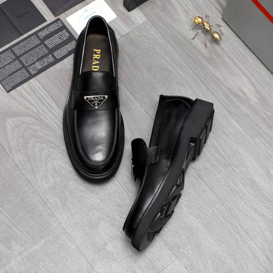 新品 靴 プラダ ビジネスシューズ/紳士靴  メンズ