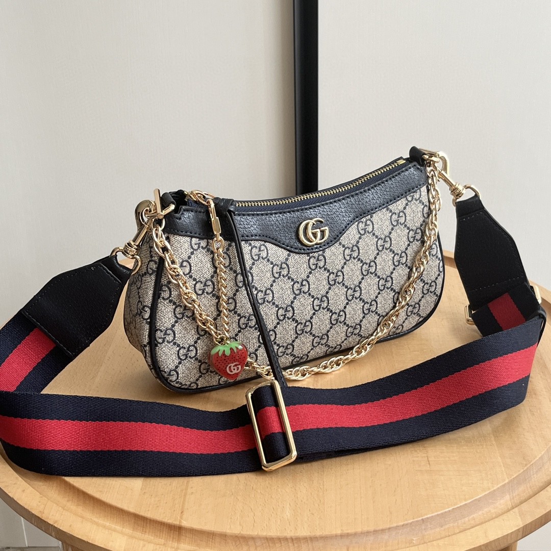 鞄 グッチ バッグ カバンハンドバッグ 新品 2506