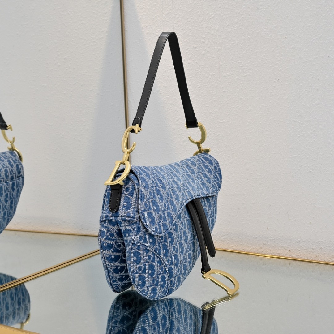 鞄 クリスチャンディオール Saddle bag斜め挂けバッグ