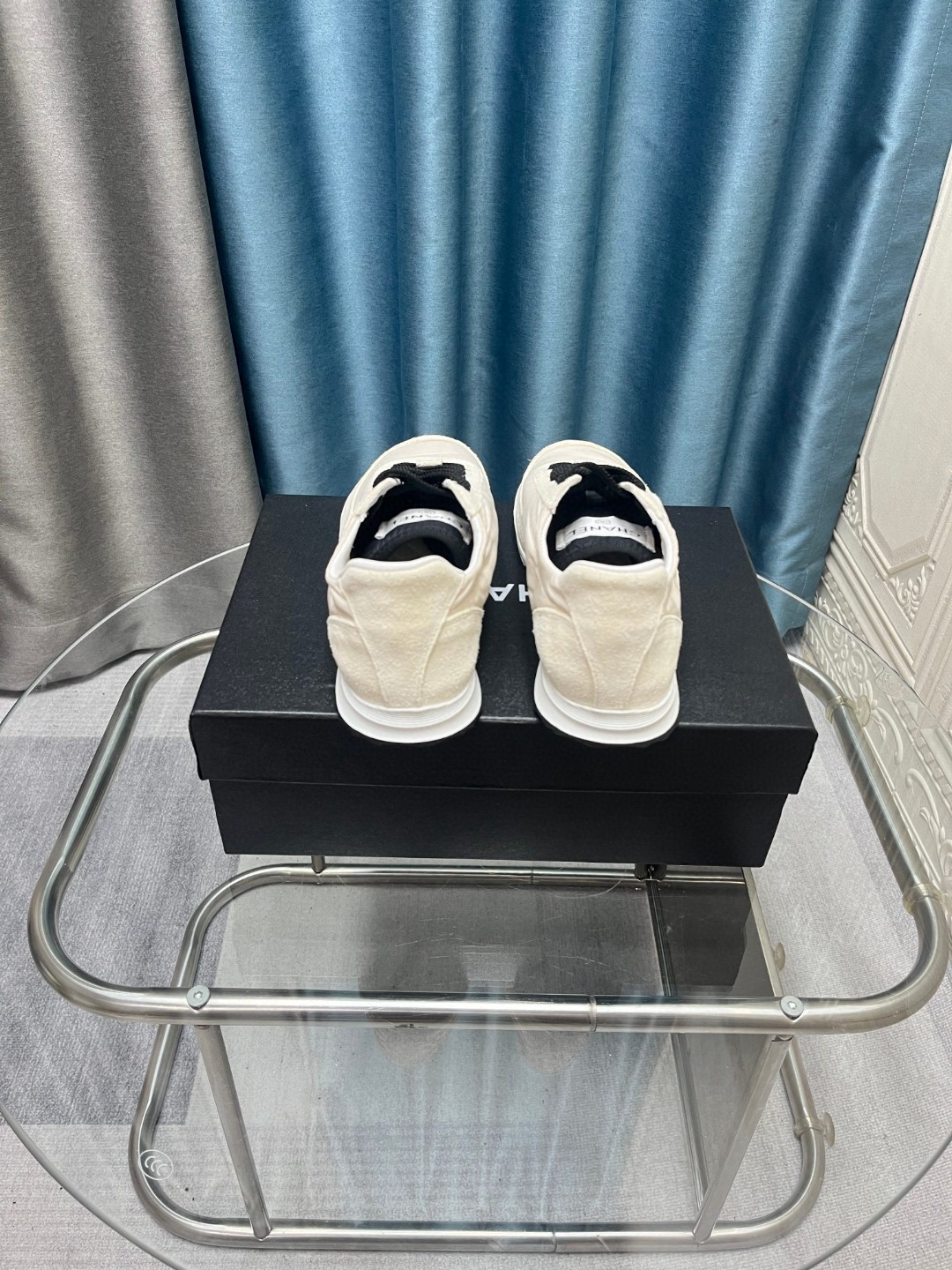 新品 シャネル スニーカー/レースアップ  レディース