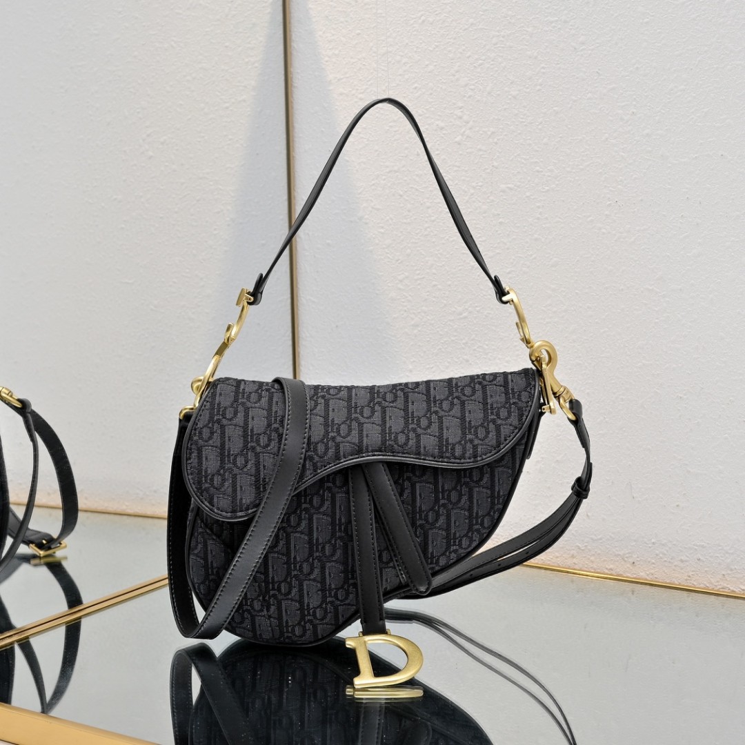 鞄 クリスチャンディオール Saddle bag 斜め挂けバッグ