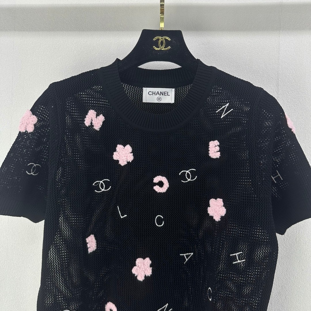 夏新品入荷 女性シャネル トップス Tシャツ