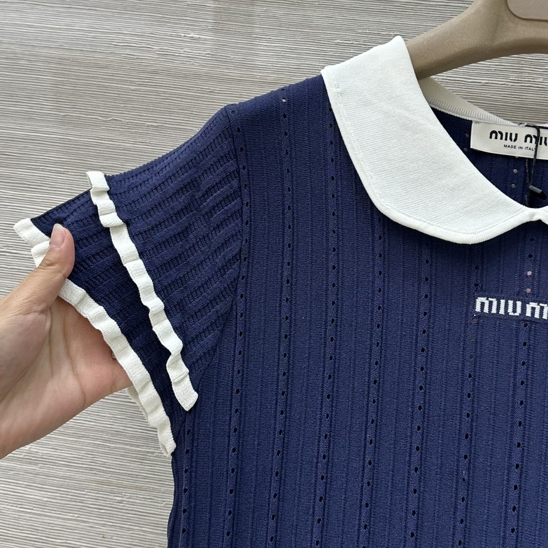 夏新品入荷 女性ミュウミュウ トップス ?