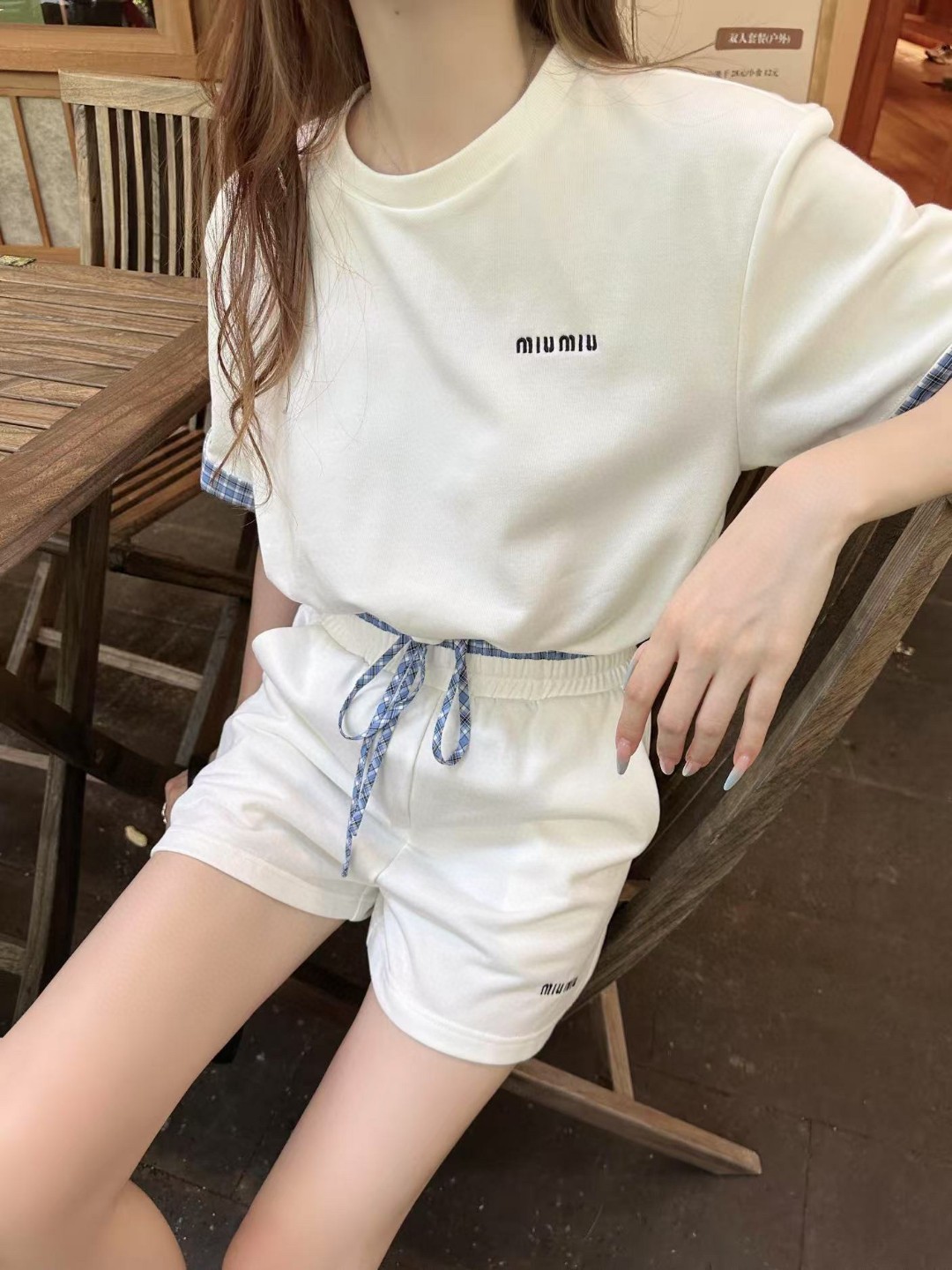 夏新品入荷 女性ミュウミュウ セットアップ?