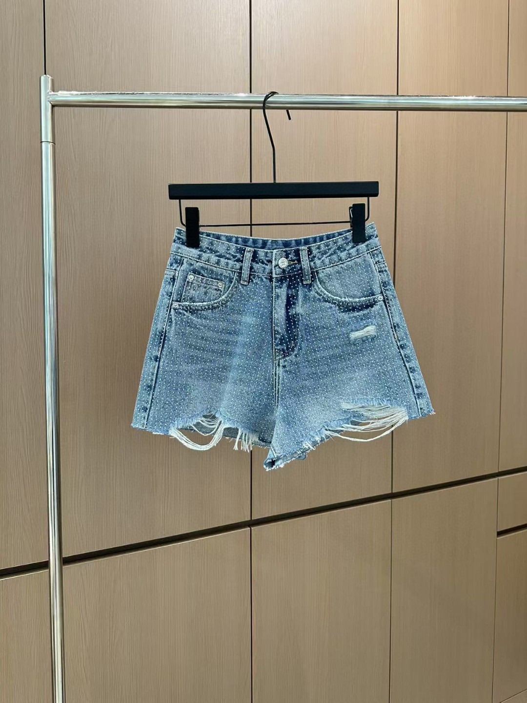 夏新品入荷 女性ミュウミュウ ボトムス 短いズボン ?
