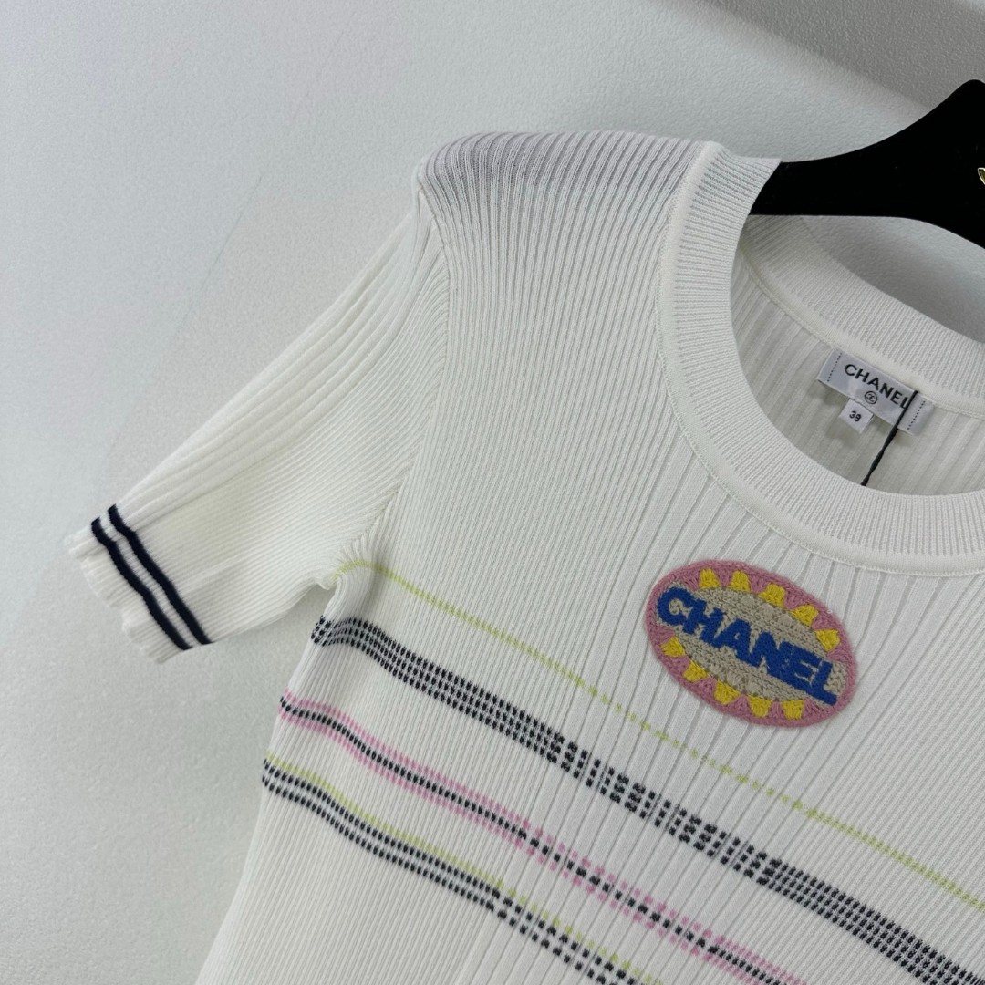夏新品入荷 女性シャネル トップス Tシャツ