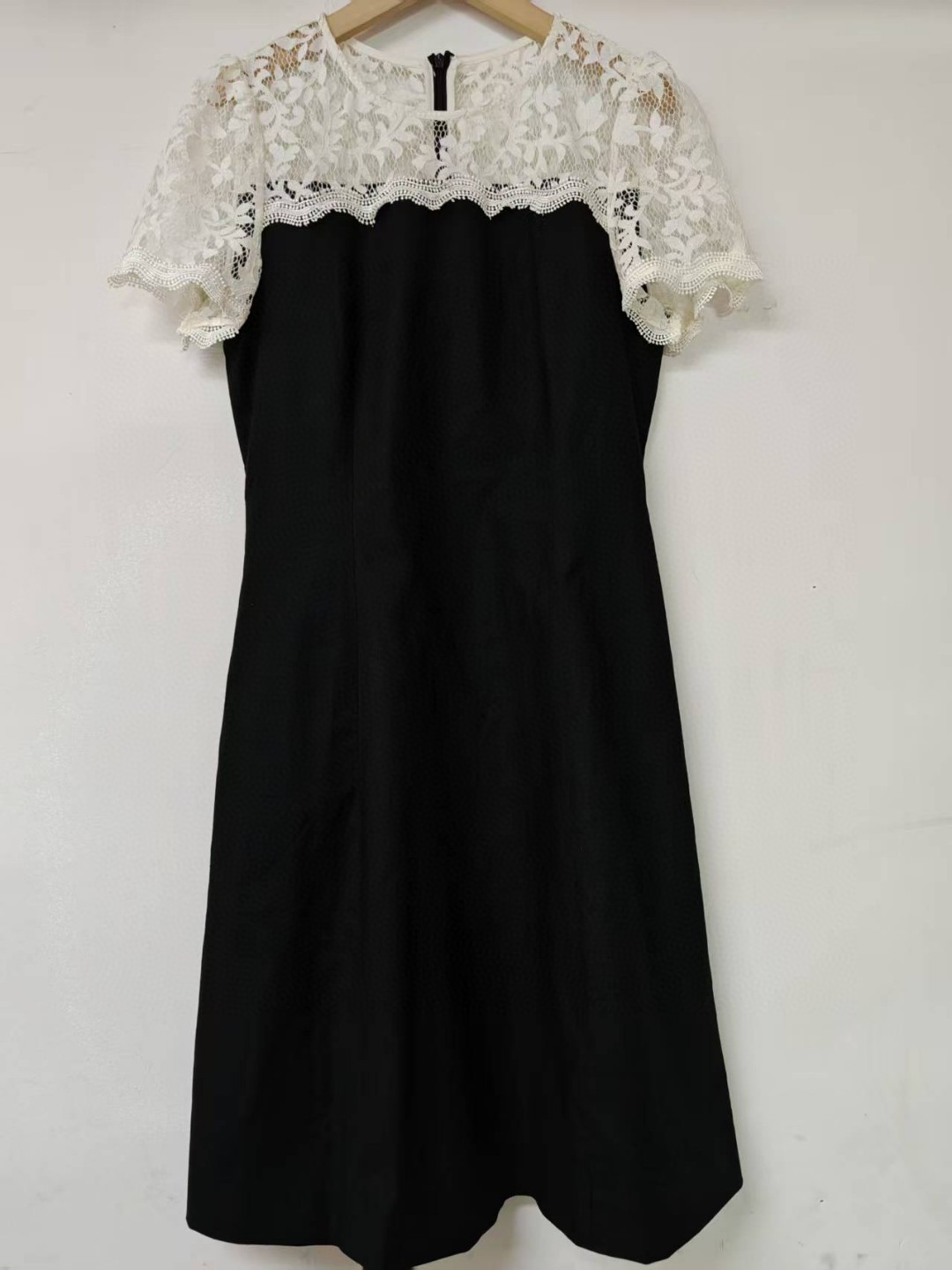 夏新品入荷 女性シャネル 着痩せ安心のスカート ?