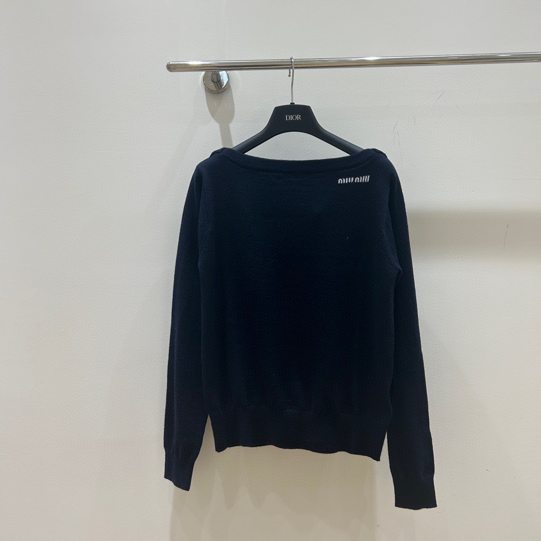 夏新品入荷 女性ミュウミュウ トップス ?