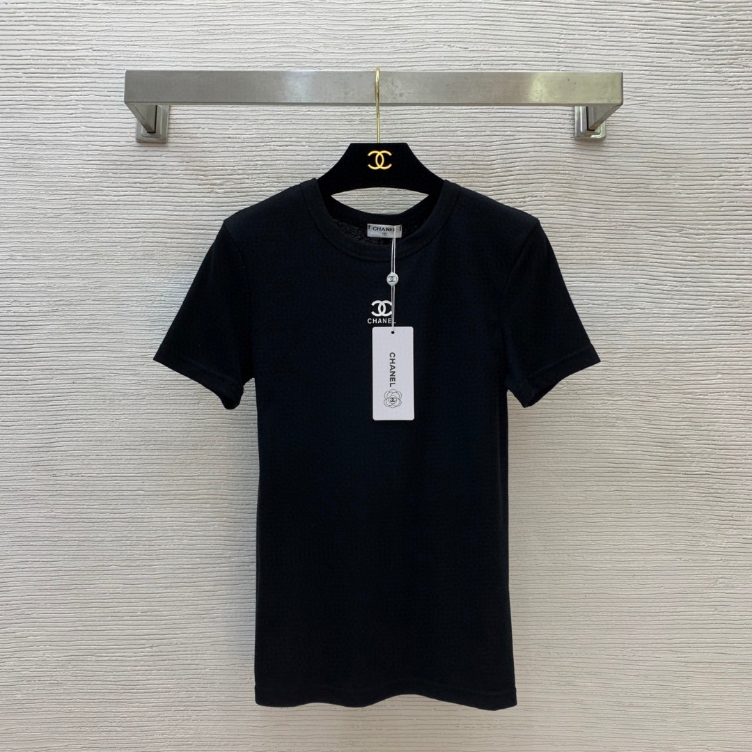 夏新品入荷 女性シャネル トップス Tシャツ