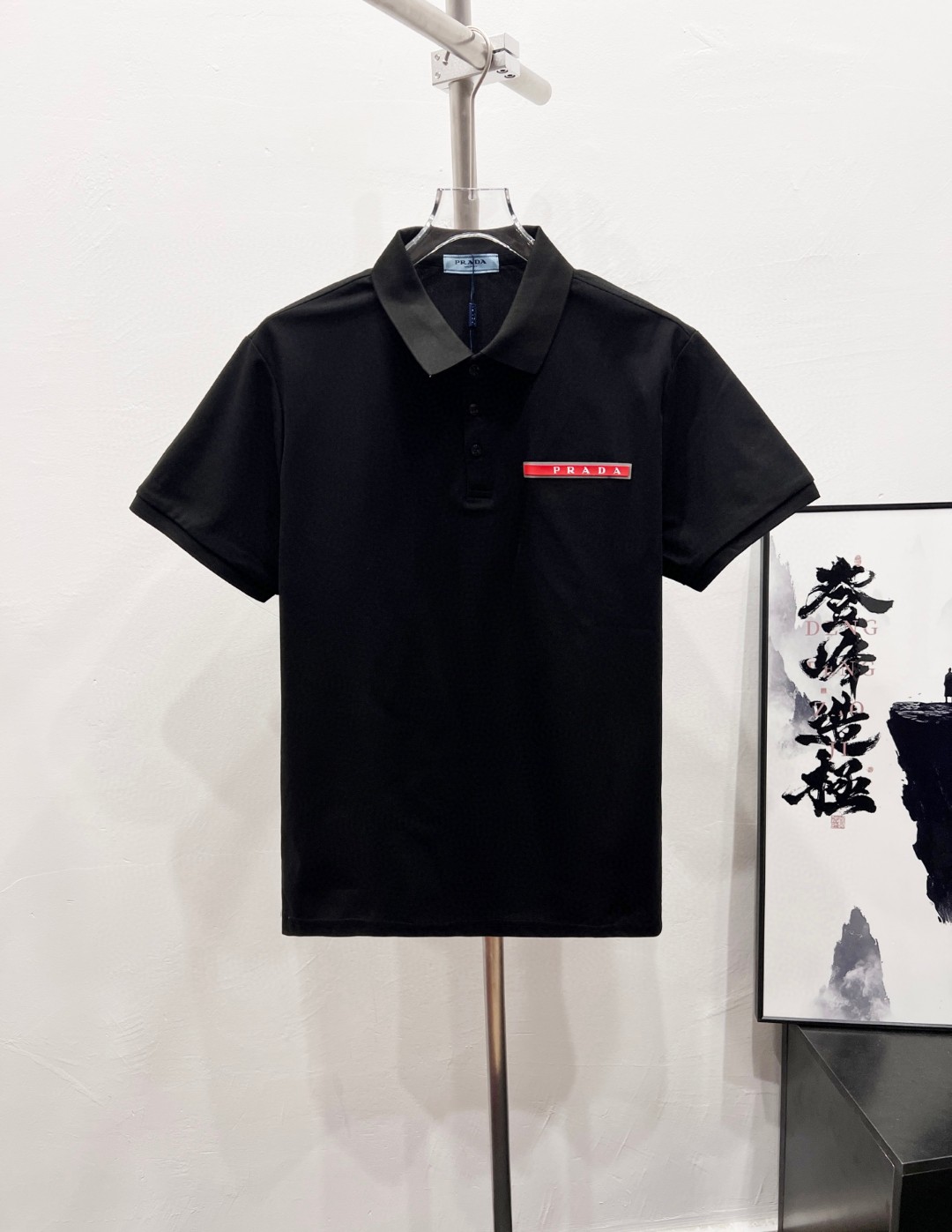 夏新品入荷 女性プラダ トップス Tシャツ