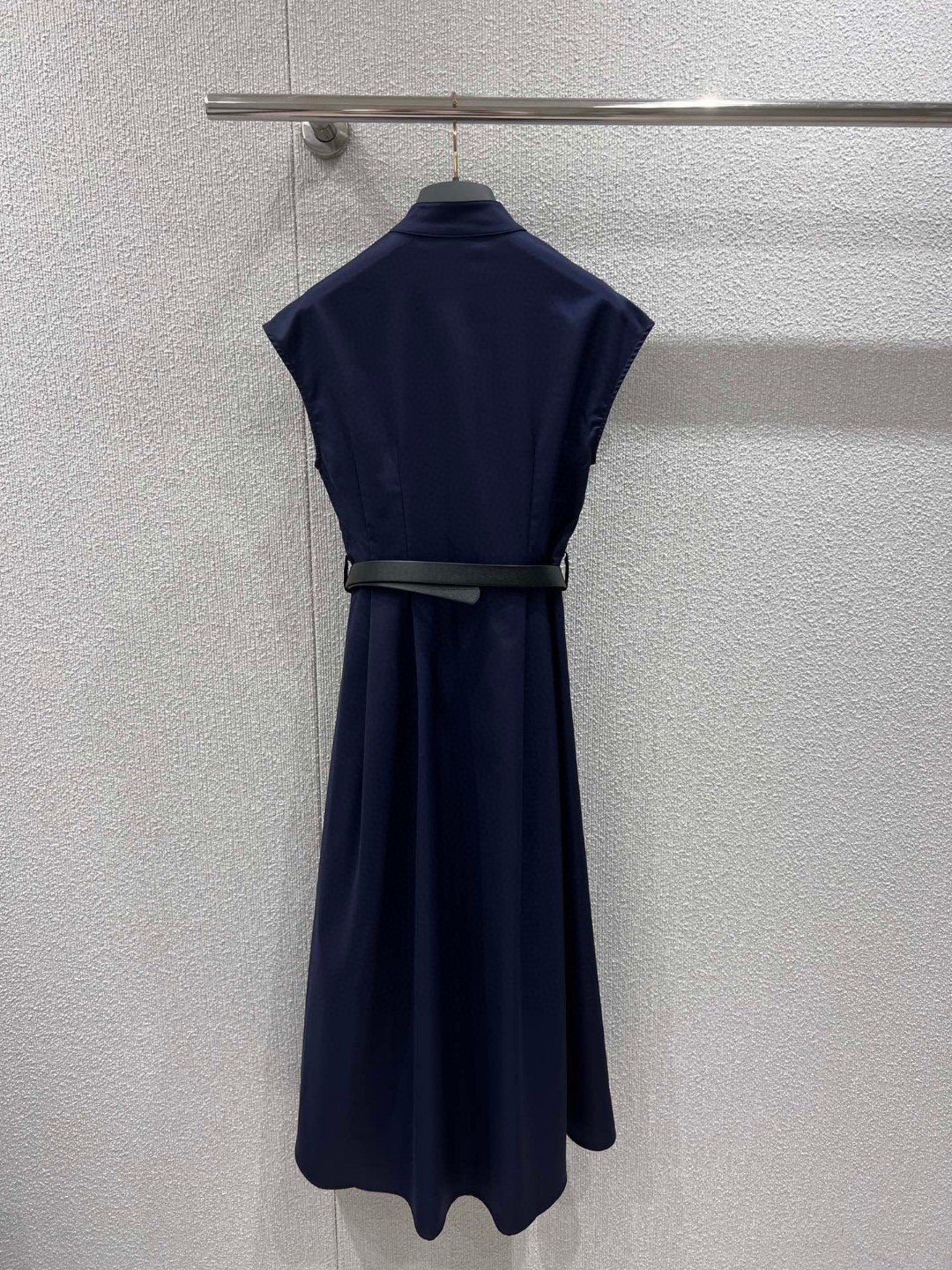 夏新品入荷 女性クリスチャンディオール 着痩せ安心のスカート