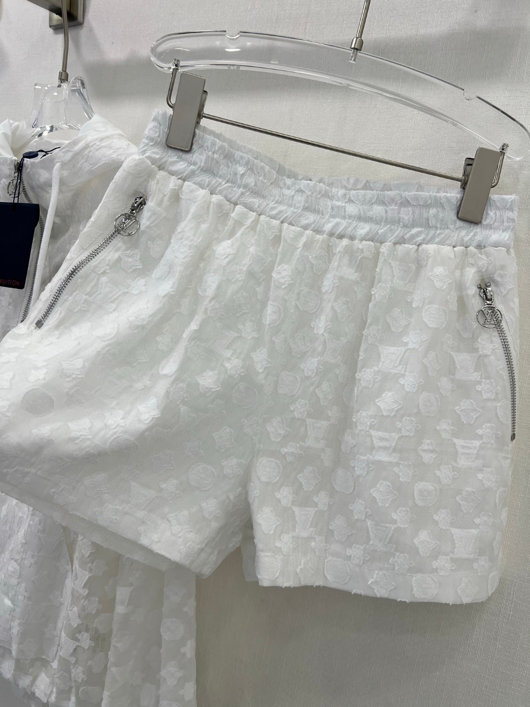 夏新品入荷 女性ルイヴィトン セットアップ