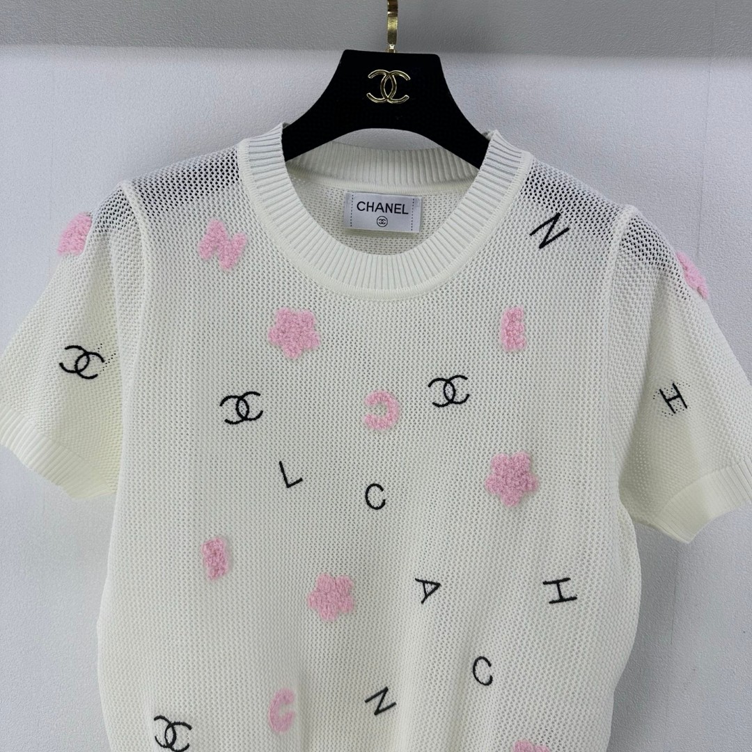 夏新品入荷 女性シャネル トップス Tシャツ