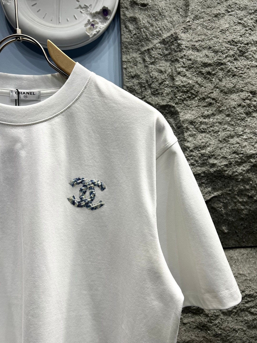 夏新品入荷 女性ルイヴィトン トップス Tシャツ