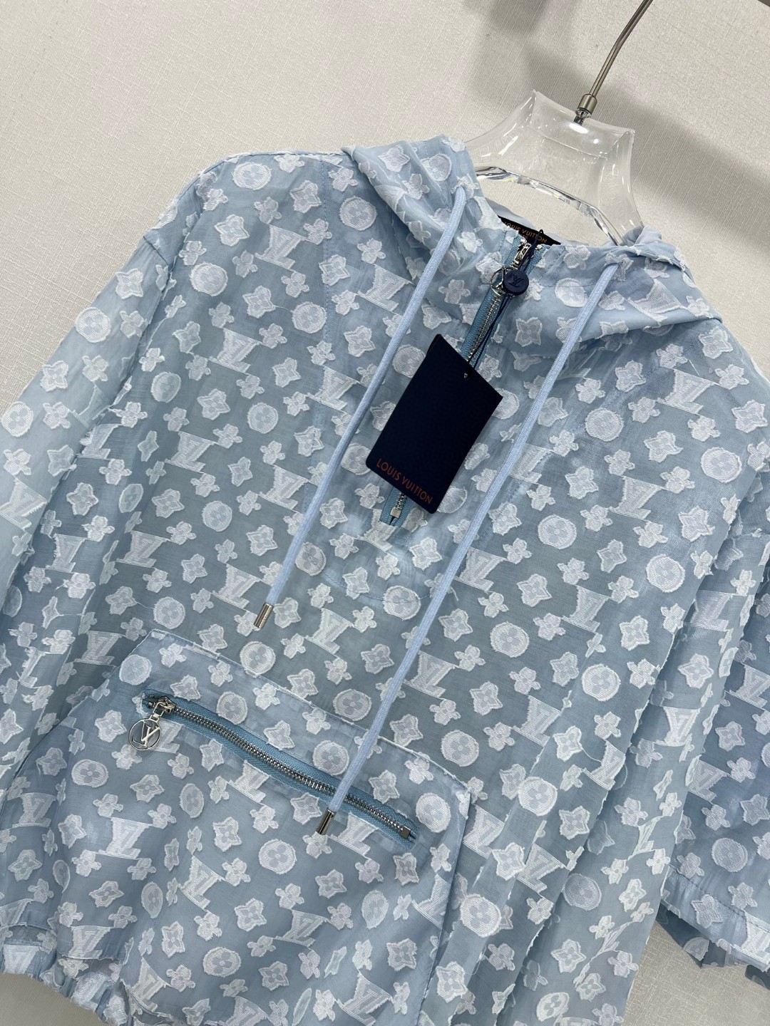 夏新品入荷 女性ルイヴィトン セットアップ