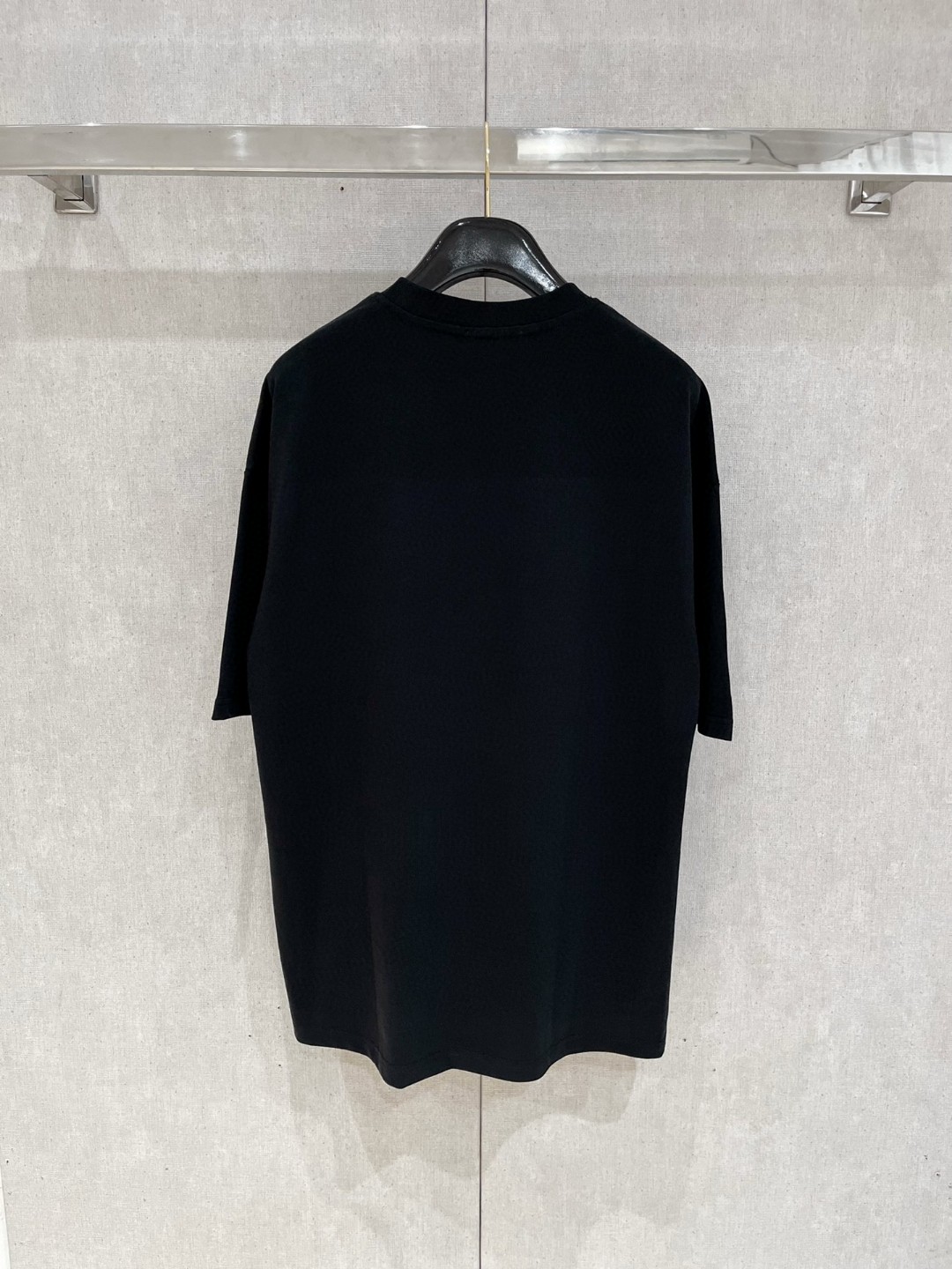 夏新品入荷 女性グッチ トップス Tシャツ