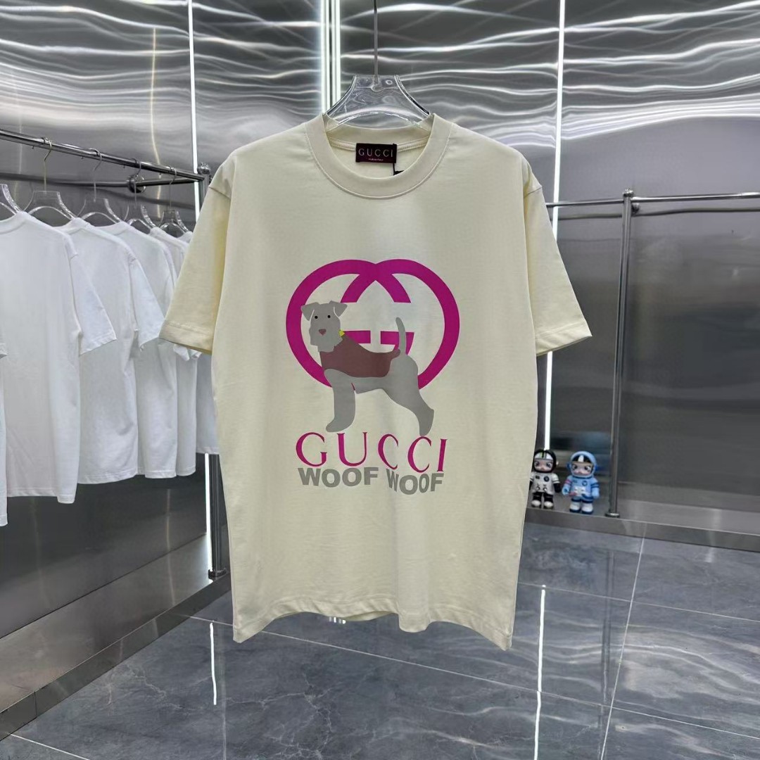 夏新品入荷 女性グッチ トップス Tシャツ