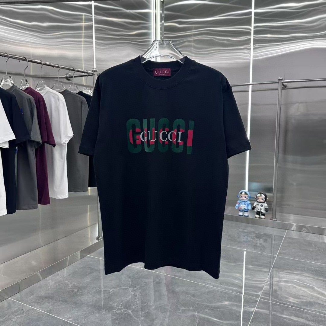 夏新品入荷 女性グッチ トップス Tシャツ