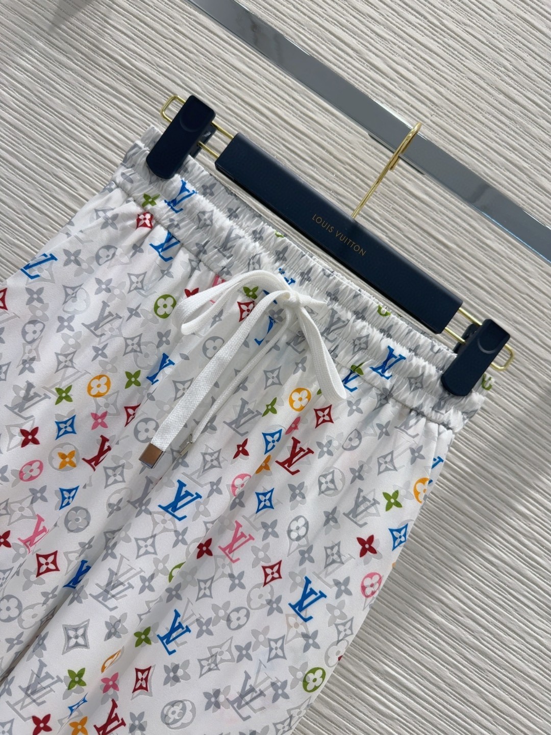 夏新品入荷 女性ルイヴィトン? ボトムス 長いズボン