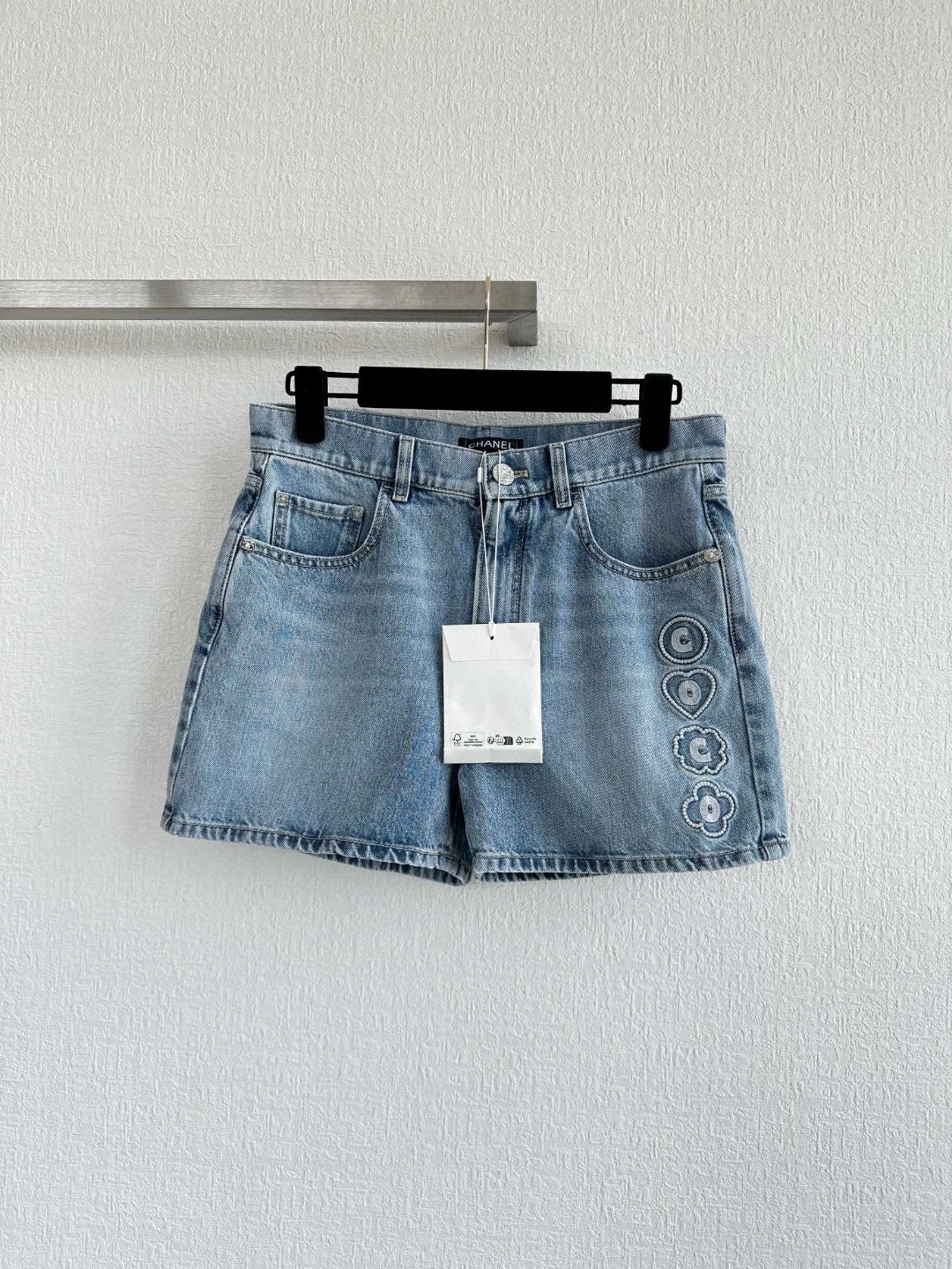 夏新品入荷 女性シャネル ボトムス 短いズボン ?