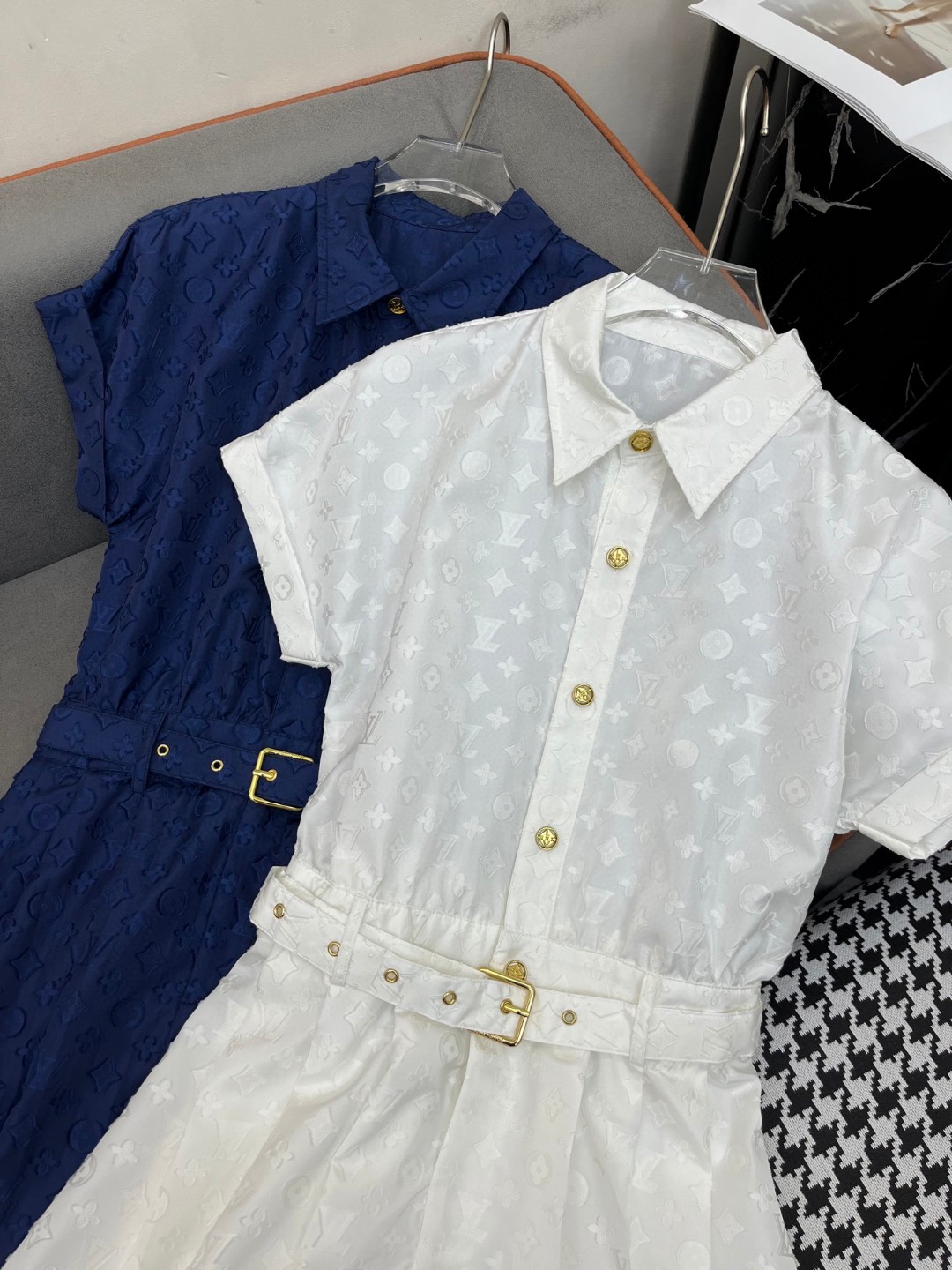 夏新品入荷 女性ルイヴィトン 着痩せ安心のスカート ?