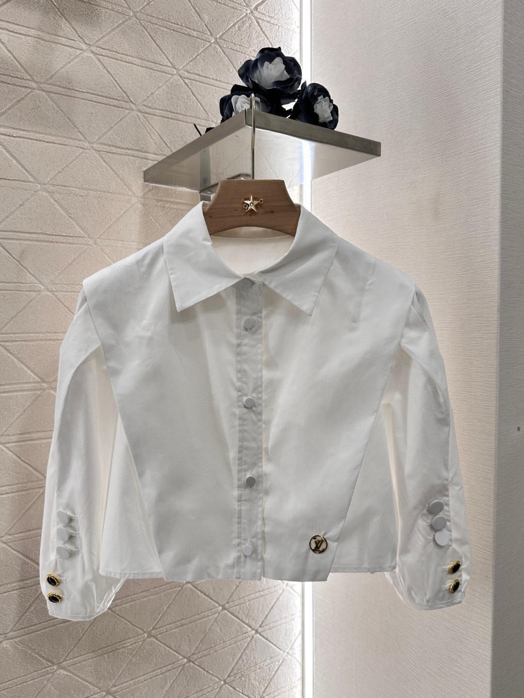 夏新品入荷 女性ルイヴィトン ワイシャツ ?