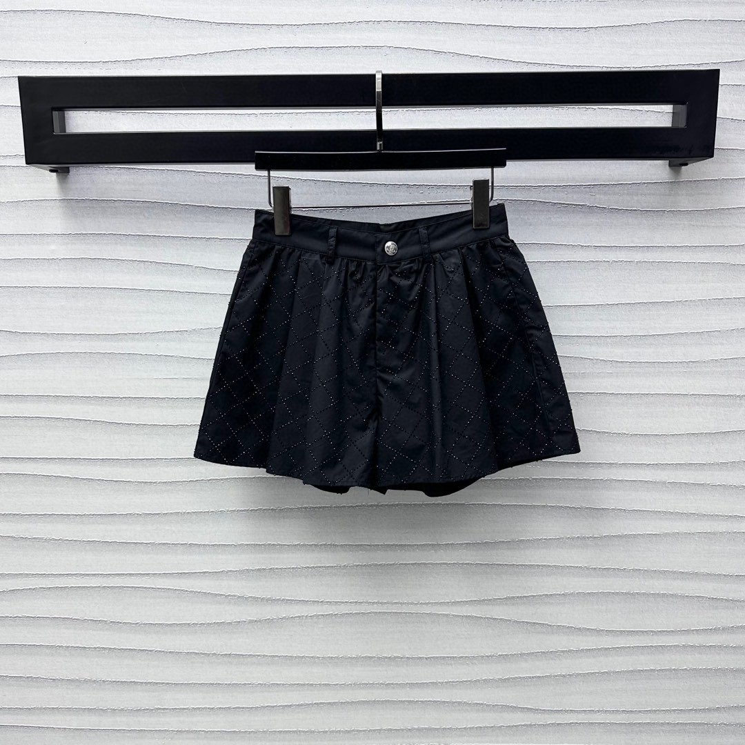 夏新品入荷 女性シャネル ボトムス 短いズボン ?2505