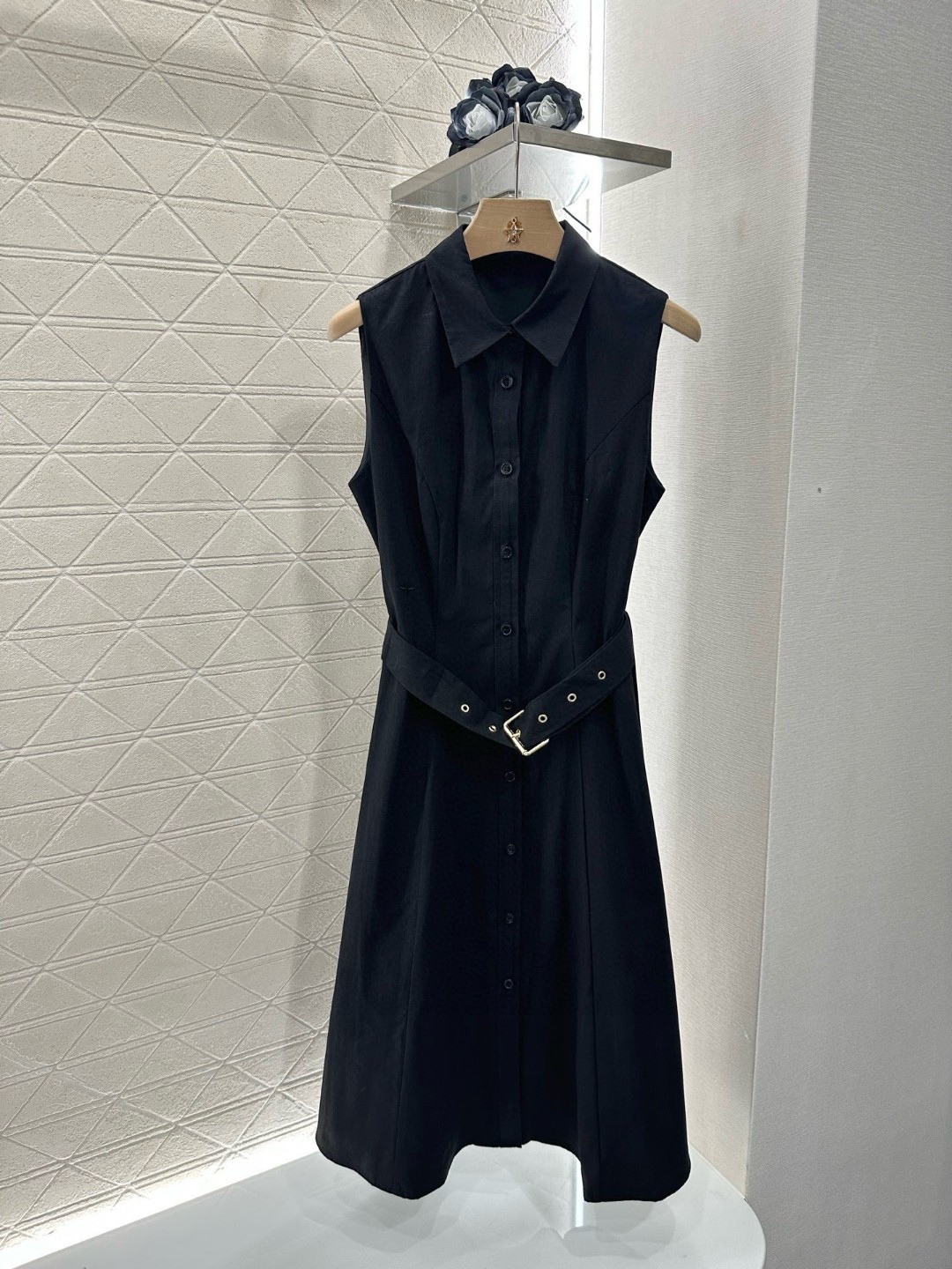 夏新品入荷 女性クリスチャンディオール 着痩せ安心のスカート ?