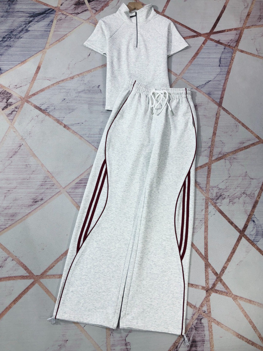 夏新品入荷 女性シャネル セットアップ ?