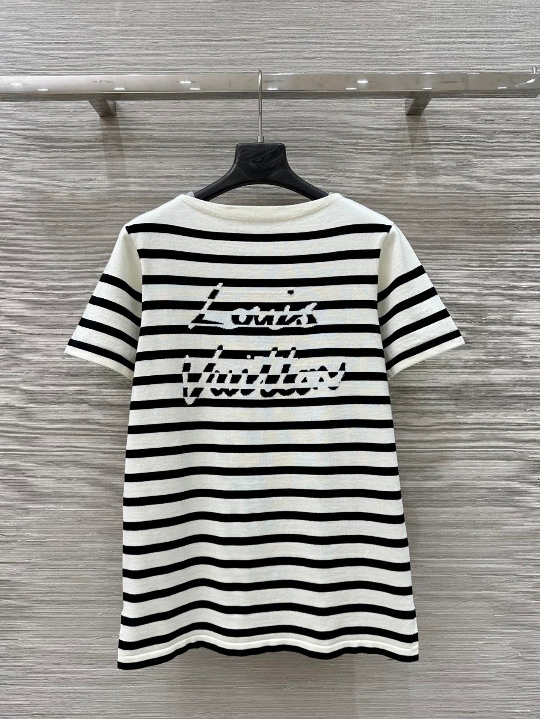夏新品入荷 女性ルイヴィトン トップス Tシャツ