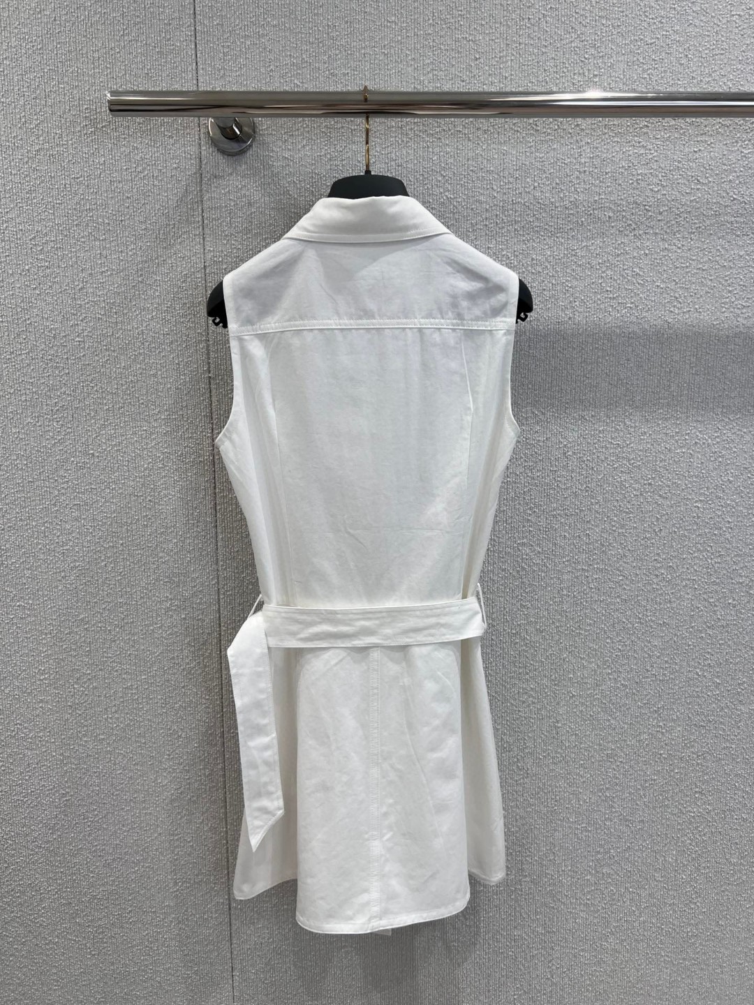 夏新品入荷 女性クリスチャンディオール 着痩せ安心のスカート ?