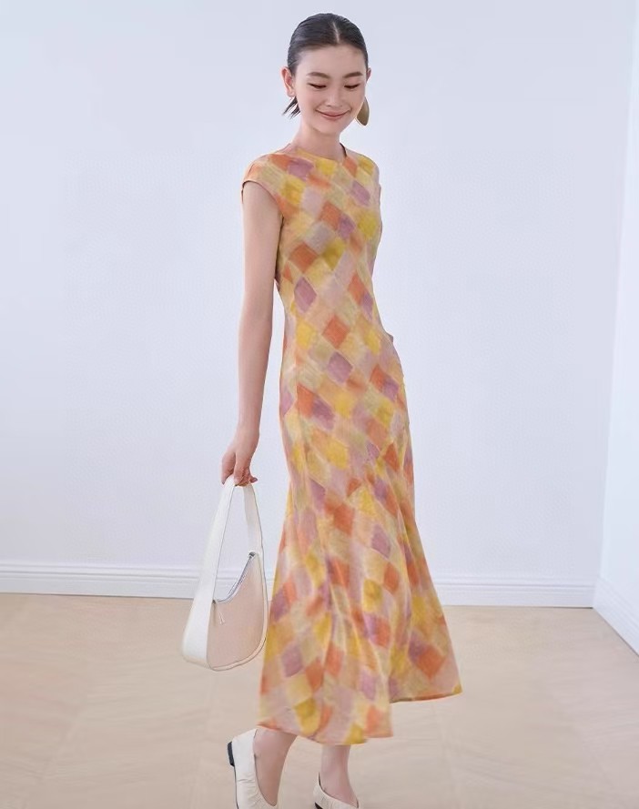 夏新品入荷 女性シャネル 着痩せ安心のスカート ?