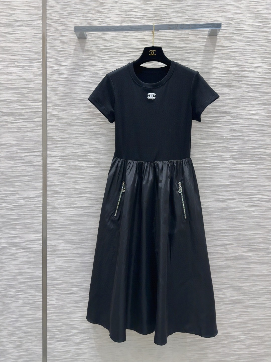 夏新品入荷 女性シャネル 着痩せ安心のスカート ?2505