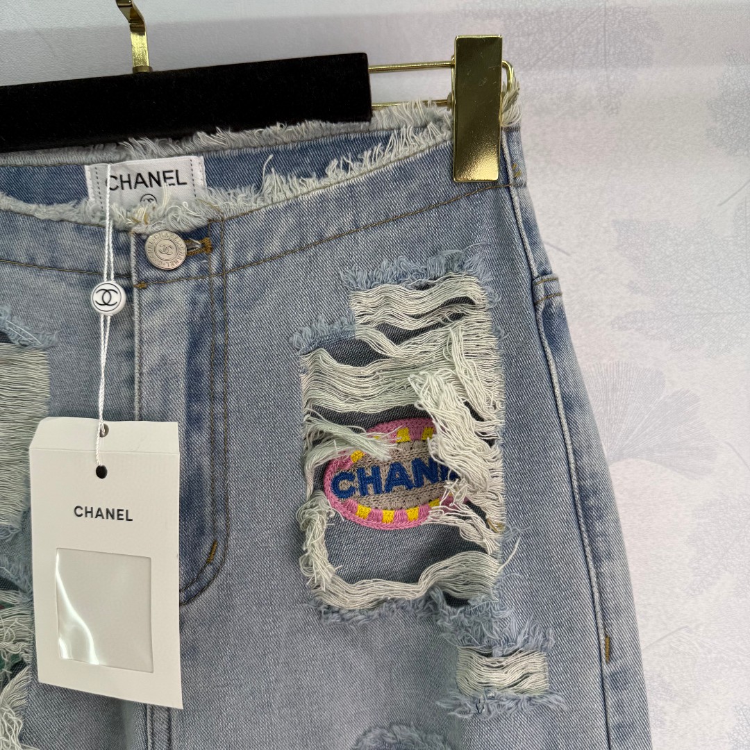 夏新品入荷 女性シャネル ボトムス 長いズボン ?