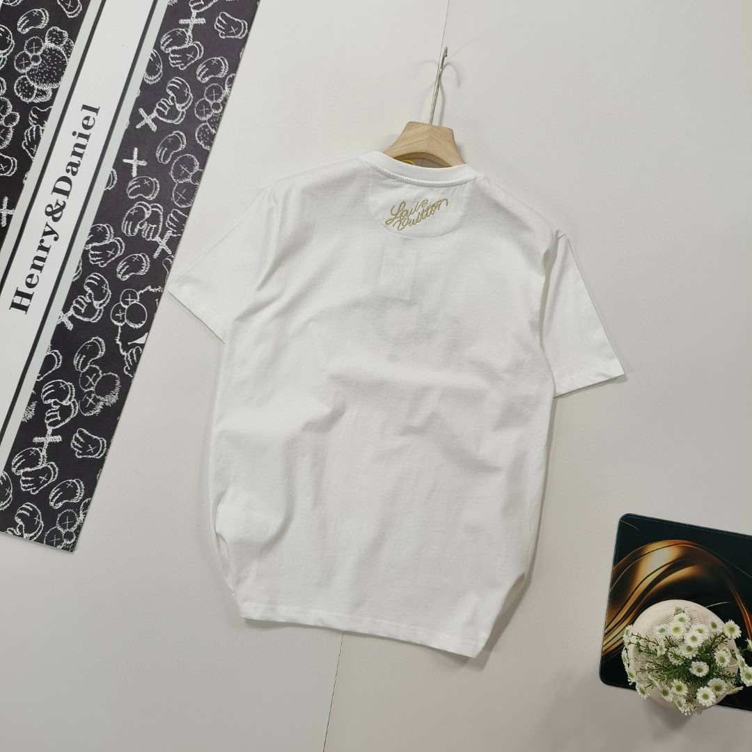 夏新品入荷 女性ルイヴィトン トップス Tシャツ