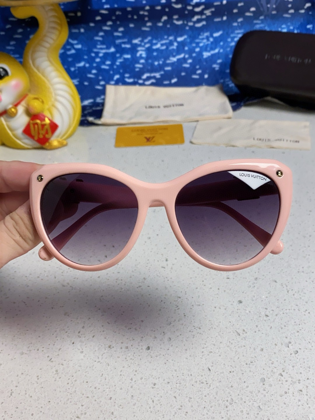 夏 ルイヴィトン UV 紫外線対策 サングラス?