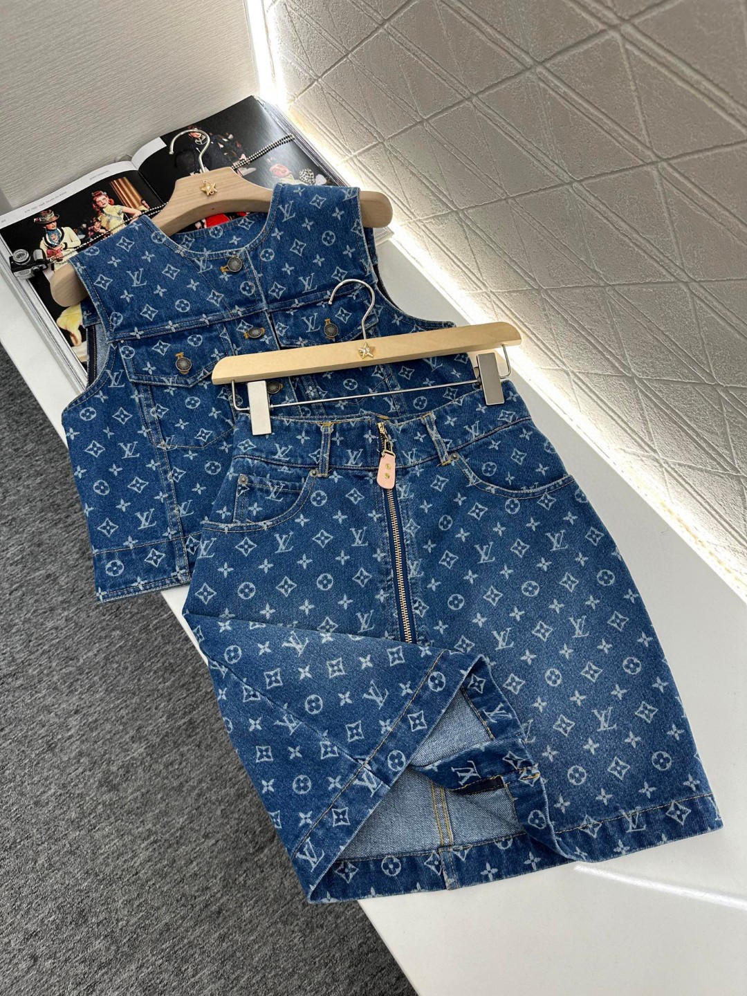 夏新品入荷 女性ルイヴィトン セットアップ 套装?