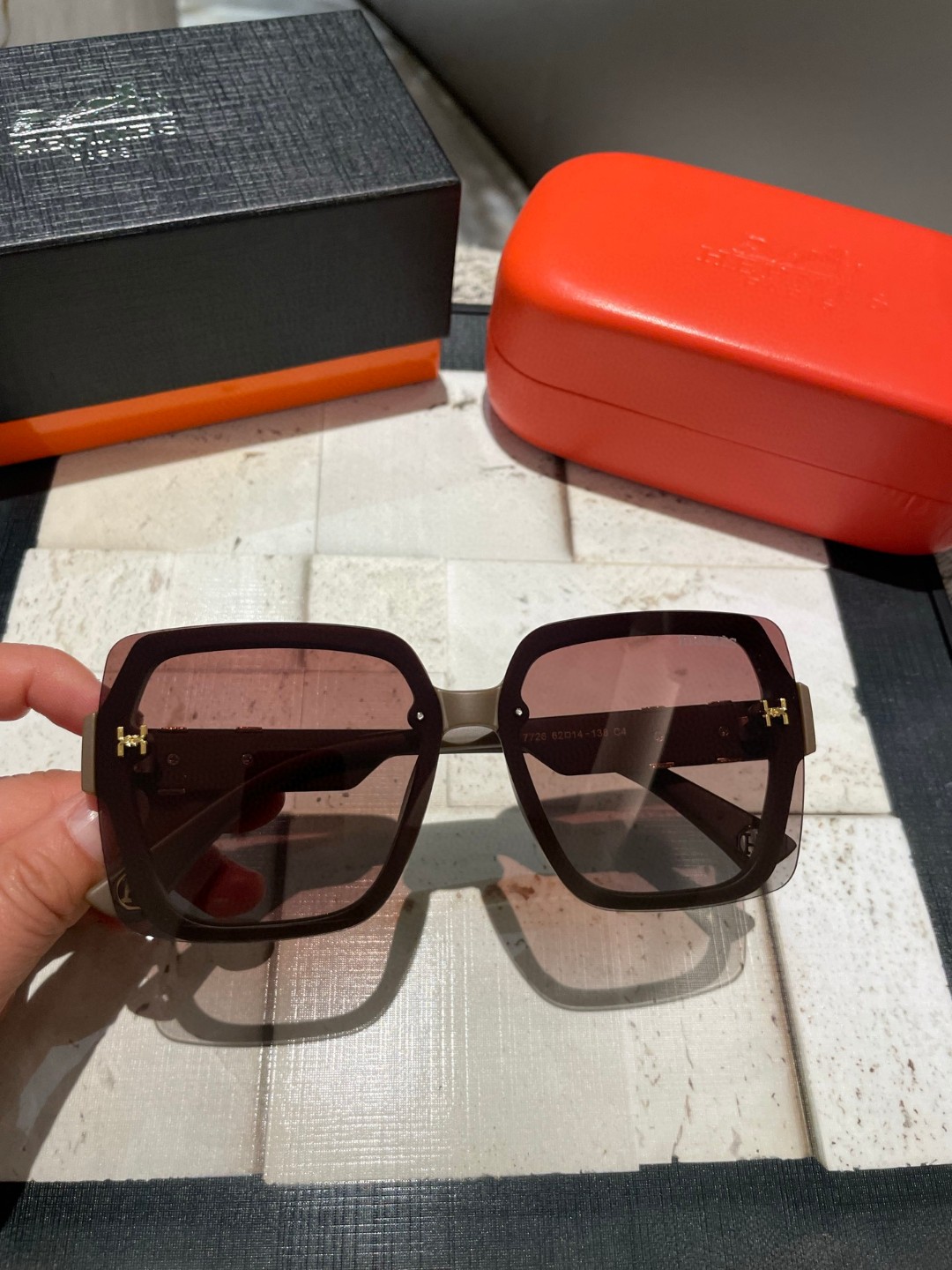 夏 エルメス UV 紫外線対策 サングラス