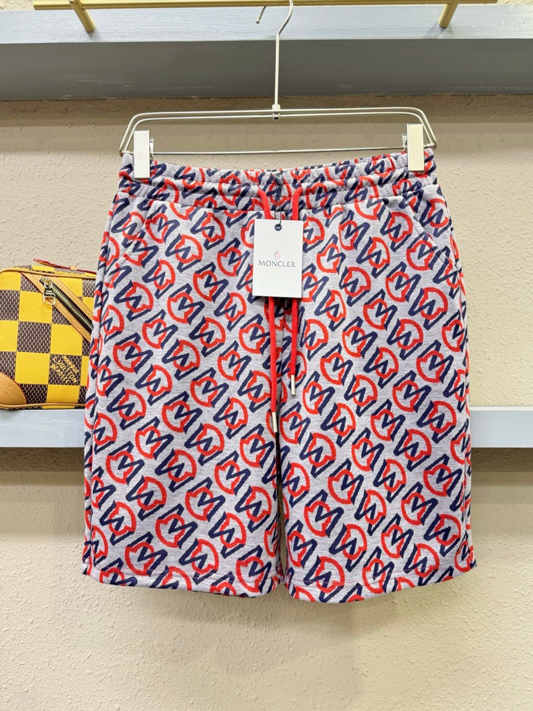 25SS服 モンクレール ズボン ショートパンツ ? メンズ