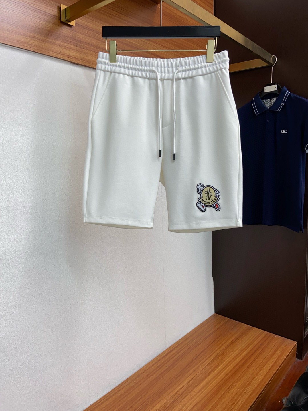 25SS服 モンクレール ズボン ショートパンツ ? メンズ