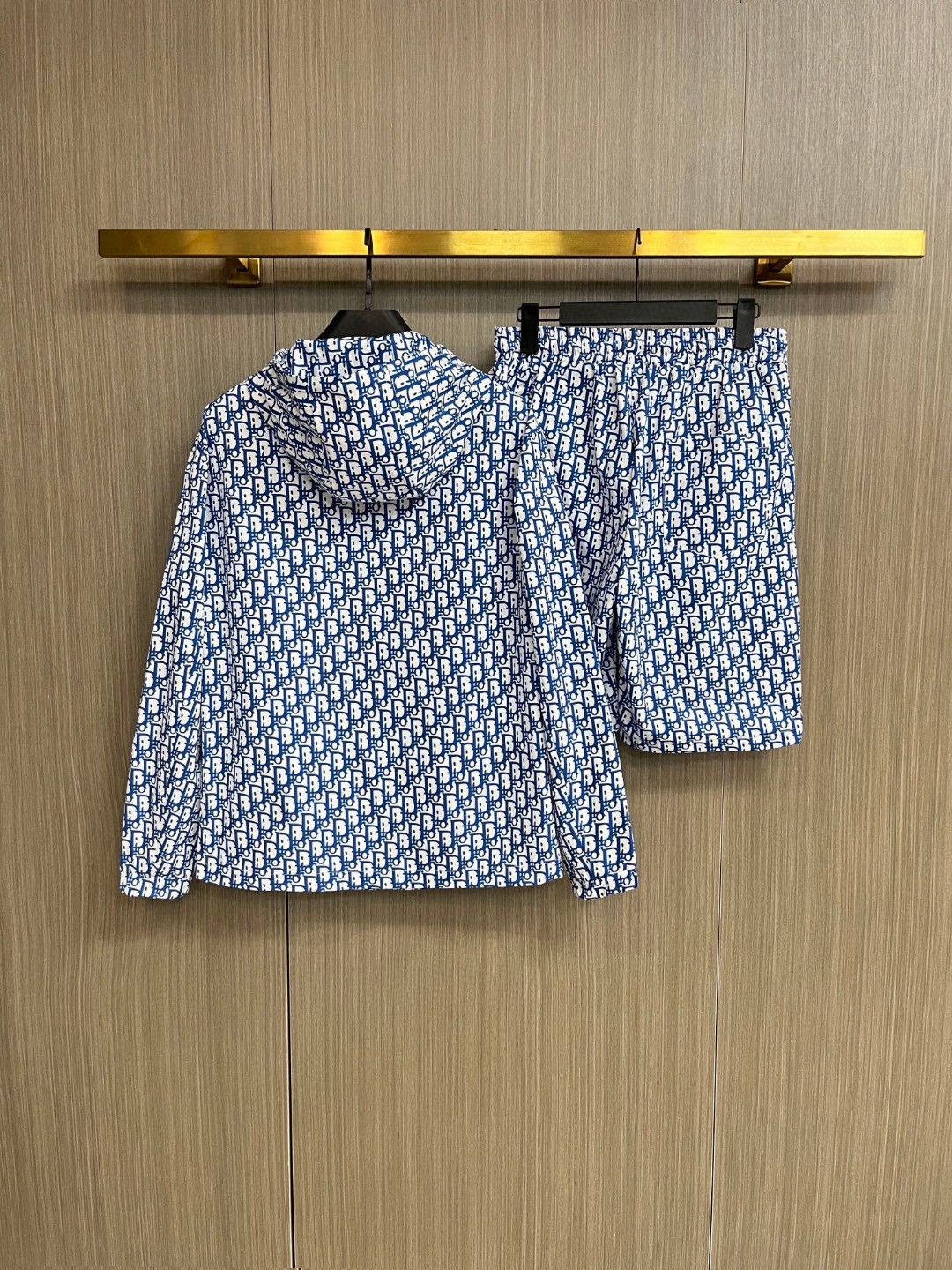 25SS服 クリスチャンディオール 上下服 セットアップ メンズ