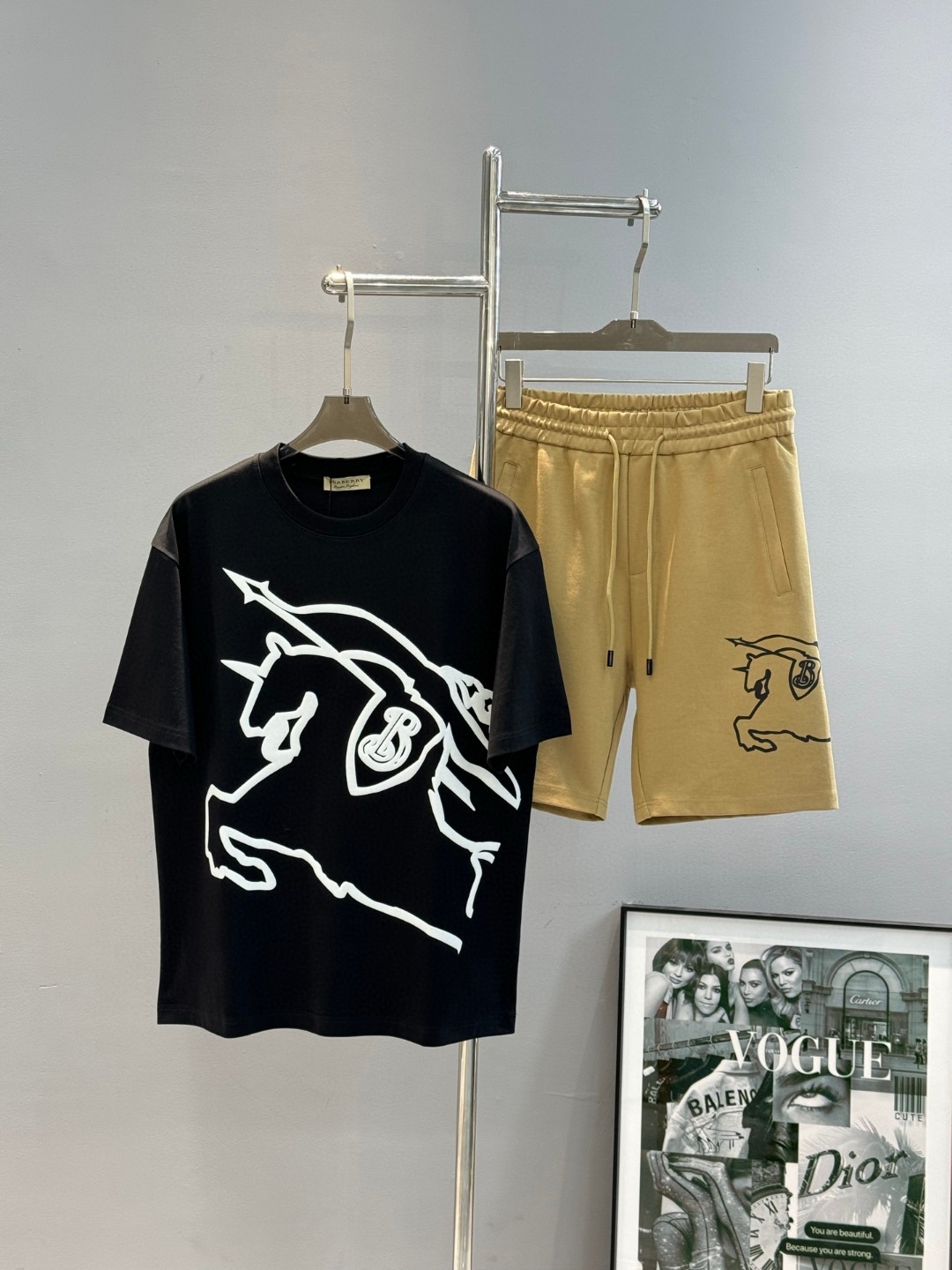 25SS服 バーバリー 上下服 セットアップ 男女兼着
