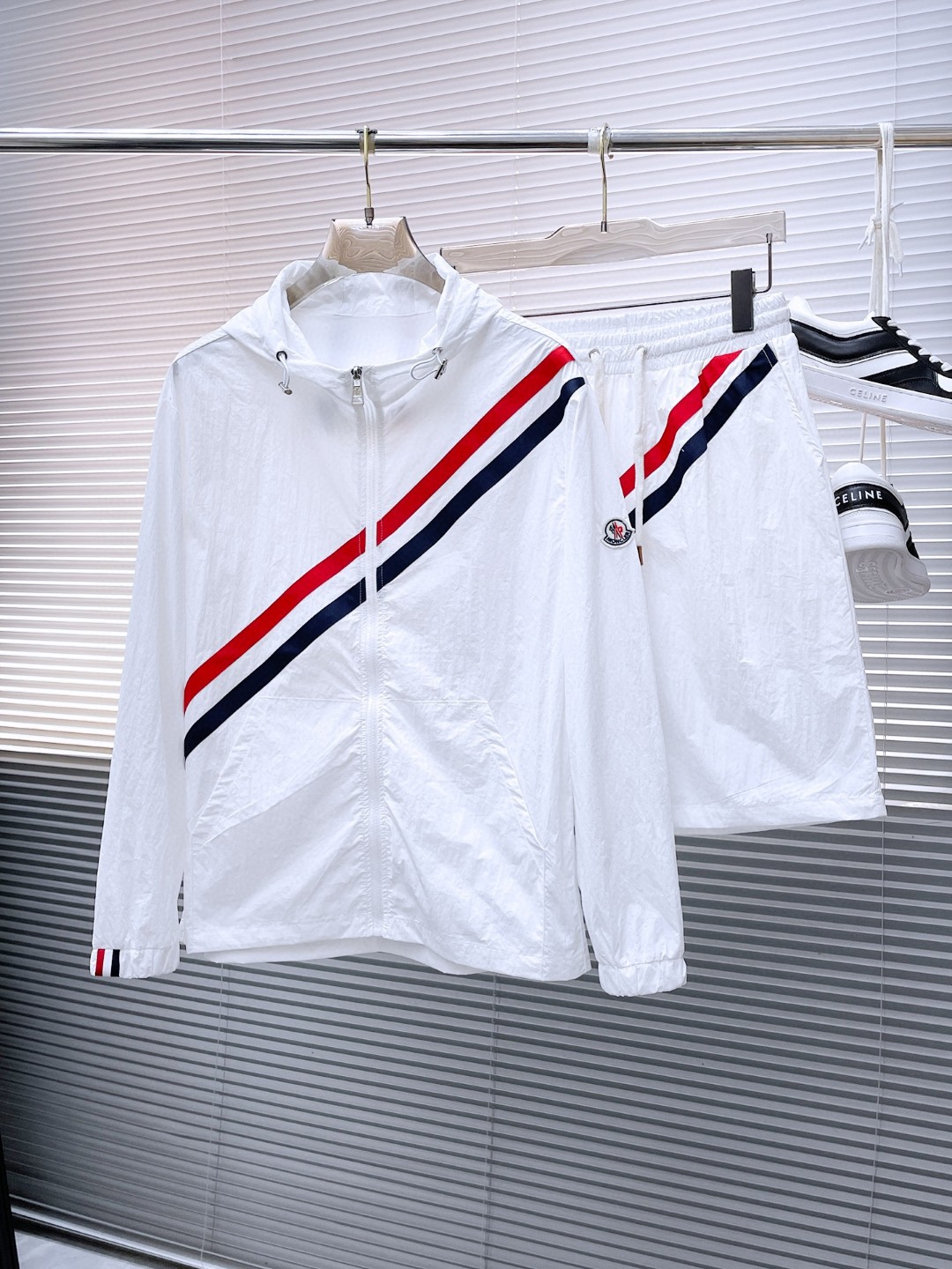 25SS服 モンクレール 上下服 セットアップ  メンズ