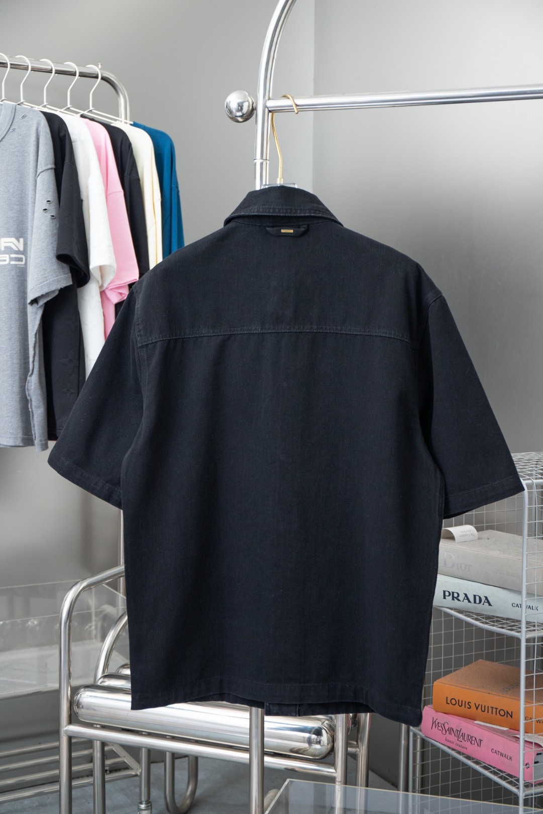 25SS服 ルイヴィトン ワイシャツ トップス 恋人着