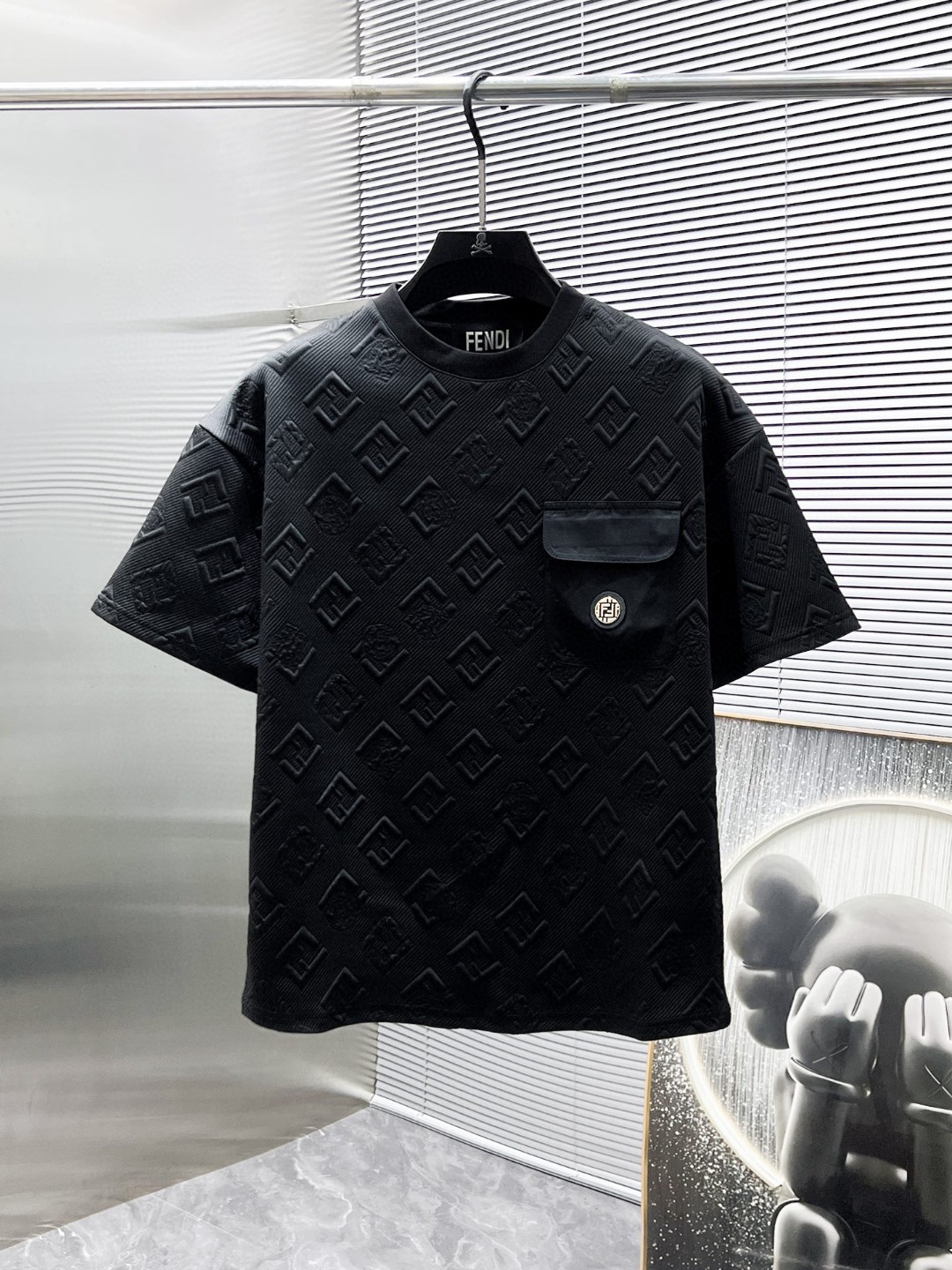 25SS服 フェンディ上下服 セットアップ  メンズ