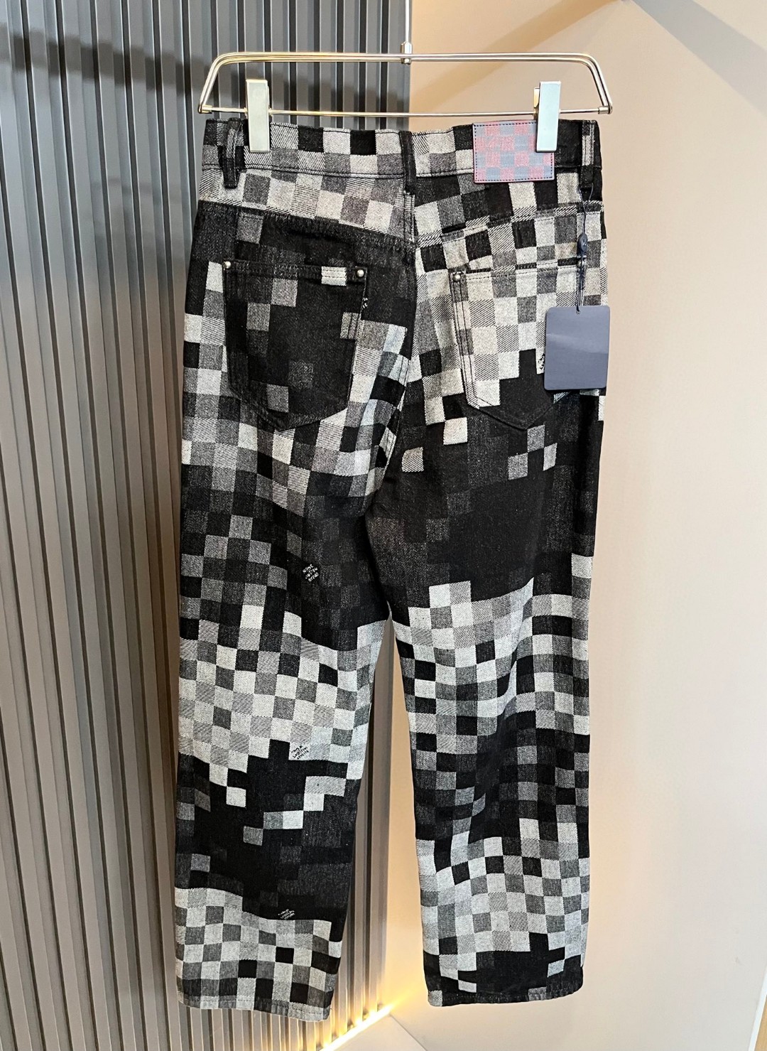 25SS服 ルイヴィトン 上下服 セットアップ 男女兼着