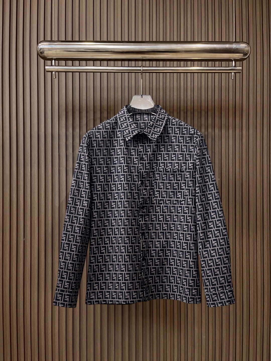 25SS服 フェンディワイシャツ トップス?