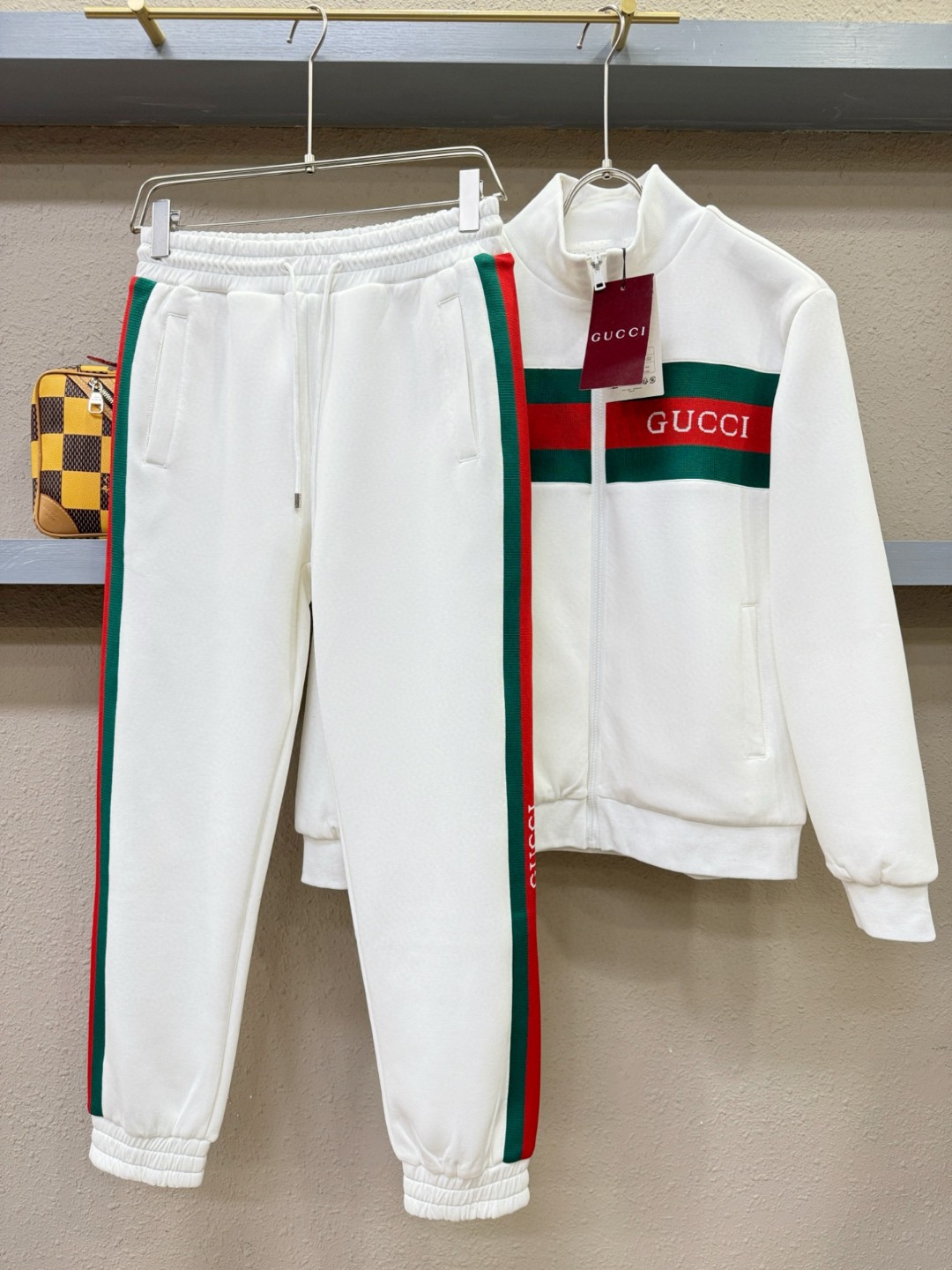 25SS服 グッチ 上下服 セットアップ  メンズ