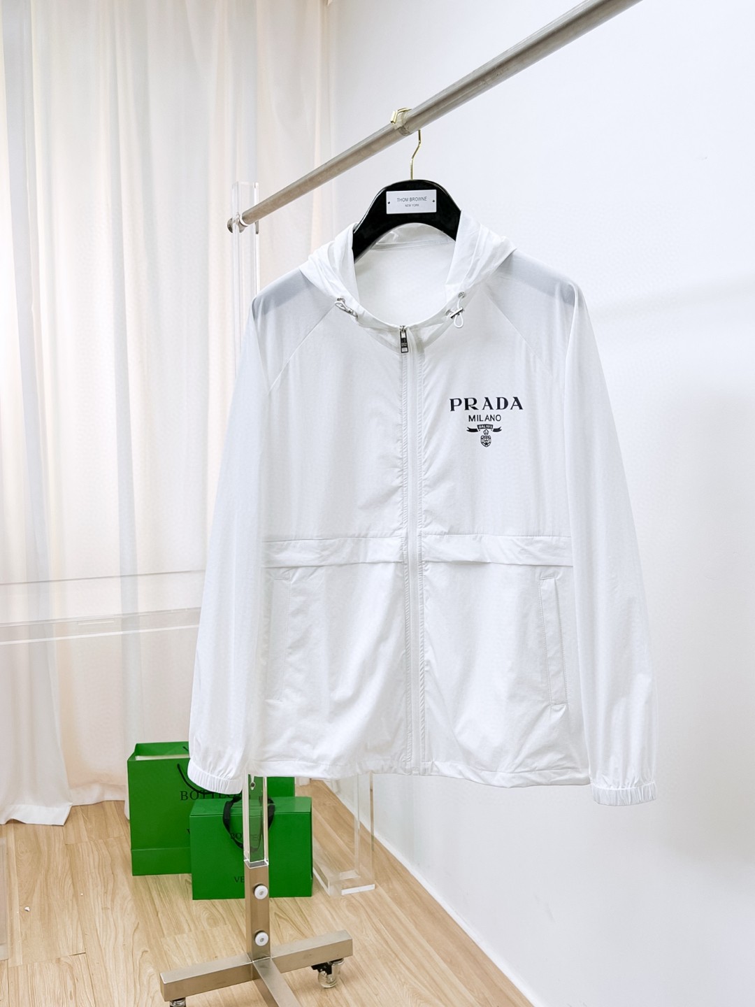 25SS服 プラダ トレンチコート日焼け止め服  メンズ