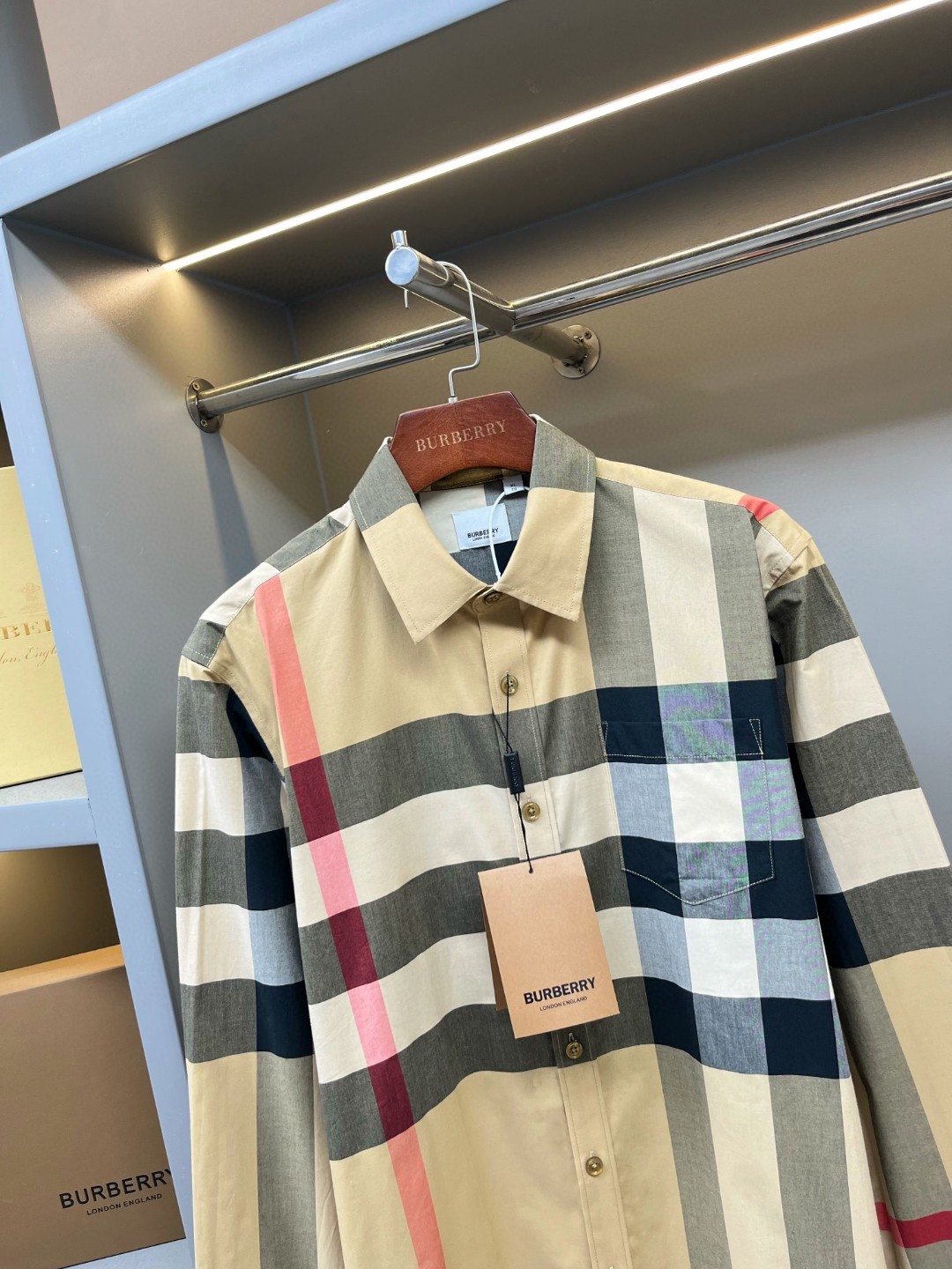 25SS服 バーバリー ワイシャツ トップス?